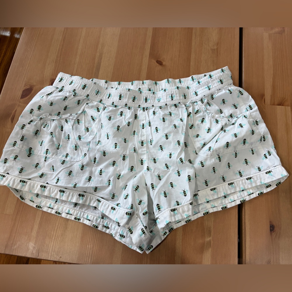 Victoria's Secret White Pajama Set with Bee Print